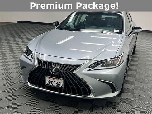 Certified 2025 Lexus ES 350 w/ Premium Package image 2