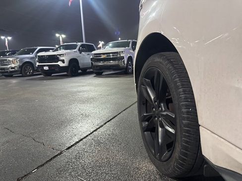 Used 2019 Ford Edge ST w/ Equipment Group 401A image 10