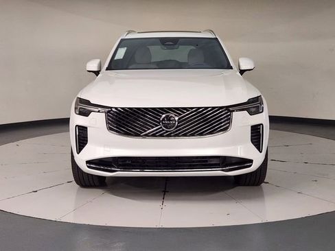 New 2026 Volvo XC90 B6 Plus w/ Protection Package Premier AWD/4WD image 9