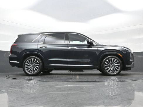 Certified 2023 Hyundai Palisade Calligraphy AWD/4WD image 35