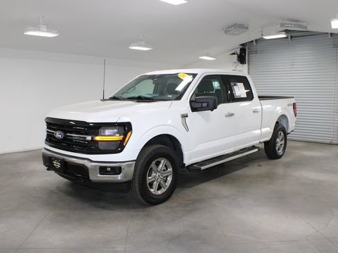 Used 2024 Ford F150 XLT w/ Tow/Haul Package AWD/4WD image 4