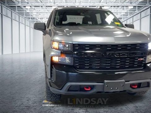 Used 2022 Chevrolet Silverado 1500 Custom Trail Boss w/ LPO, Dark Essentials Package AWD/4WD image 4