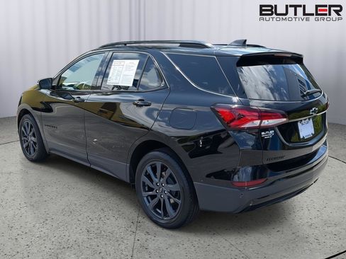 Certified 2024 Chevrolet Equinox RS w/ RS Leather Package FWD image 4
