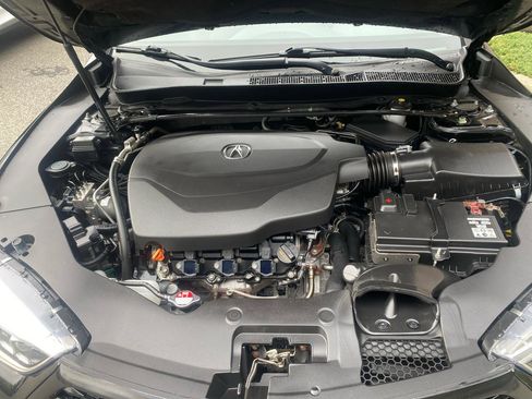 Used 2018 Acura TLX V6 SH-AWD w/ Technology Pkg image 40