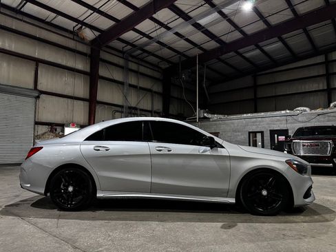 Used 2017 Mercedes-Benz CLA 250 4MATIC image 4