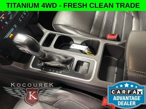 Used 2019 Ford Escape Titanium AWD/4WD image 17