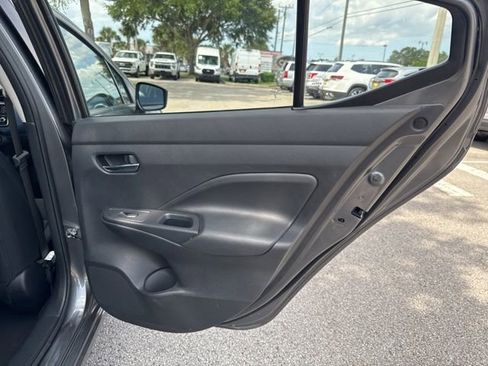 Used 2025 Nissan Versa SV FWD image 14