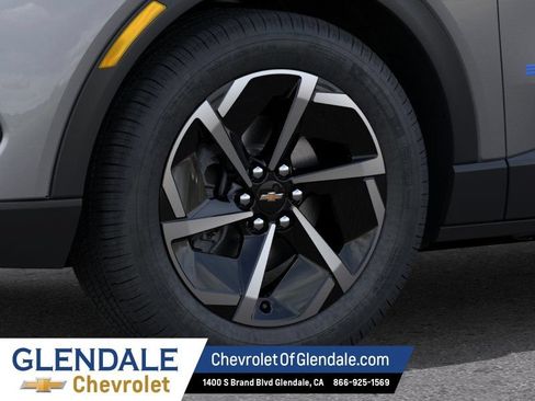 New 2026 Chevrolet Equinox EV LT FWD image 9