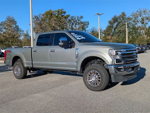 Used 2020 Ford F250 Lariat w/ Lariat Ultimate Package image 2
