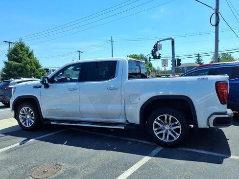 Used 2021 GMC Sierra 1500 SLT w/ SLT Premium Package AWD/4WD image 8