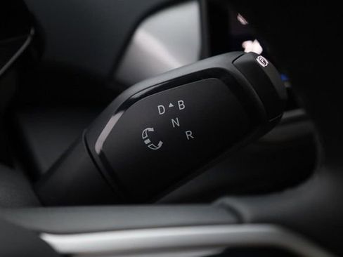 New 2025 Volkswagen ID.4 Pro S image 16