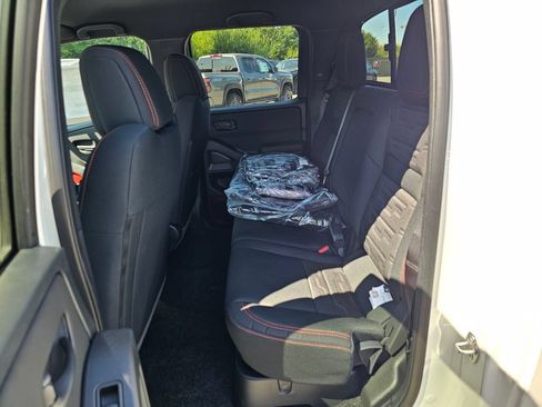New 2026 Nissan Frontier PRO-4X w/ Tow Package AWD/4WD image 20