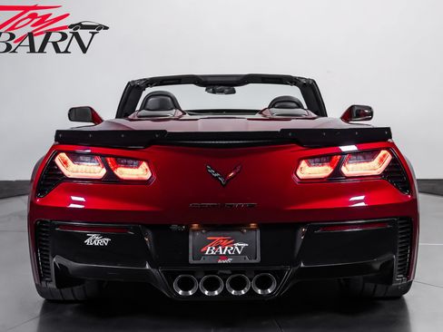Used 2017 Chevrolet Corvette Z06 w/ Battery Protection Package RWD image 4