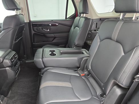 Used 2024 Honda Pilot Touring image 15