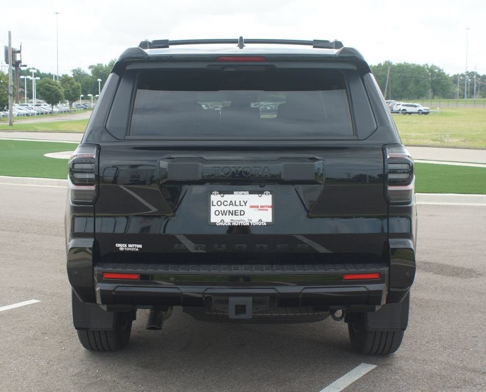 Used 2026 Toyota 4Runner TRD Sport Premium AWD/4WD image 3