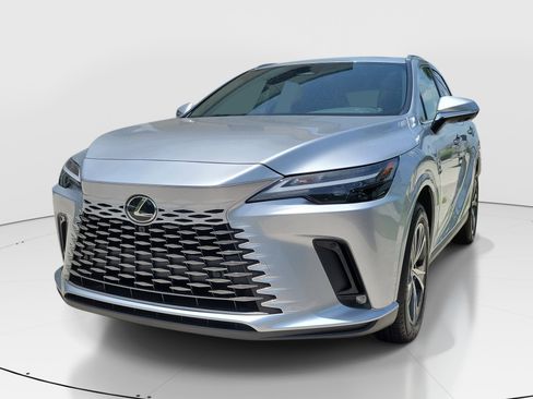 Used 2025 Lexus RX 350 Premium w/ Accessory Package (Z1) FWD image 4