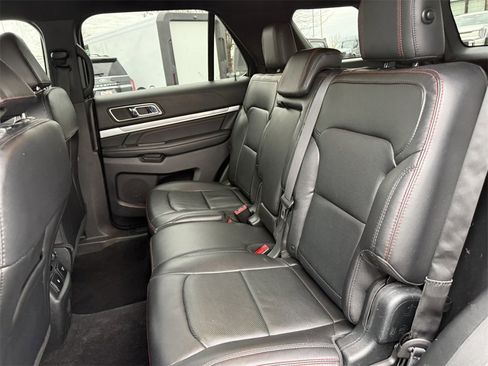 Used 2019 Ford Explorer Sport w/ Equipment Group 401A image 31