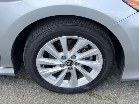 Used 2022 Toyota Camry LE FWD image 7