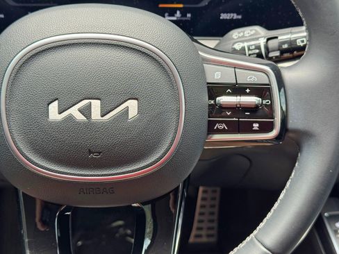 Used 2024 Kia Sorento SX AWD/4WD image 23