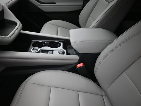 New 2026 Ford Explorer Active w/ Active Comfort Package image 21