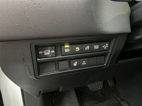 Used 2025 Toyota Sequoia Limited image 22