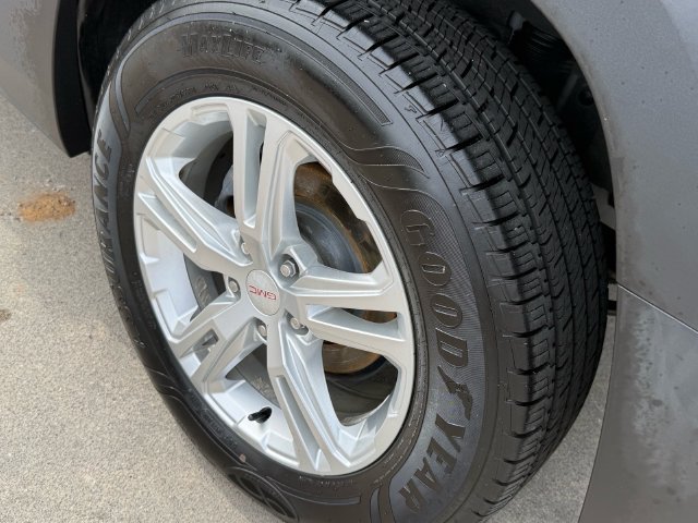 Used 2018 GMC Terrain SLE AWD/4WD image 20