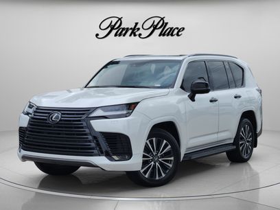 Used 2024 Lexus LX 600 4WD w/ Appearance Package