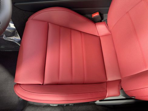 Used 2026 Porsche Panamera image 13