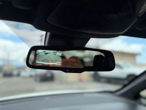 Used 2018 Toyota C-HR XLE FWD image 43