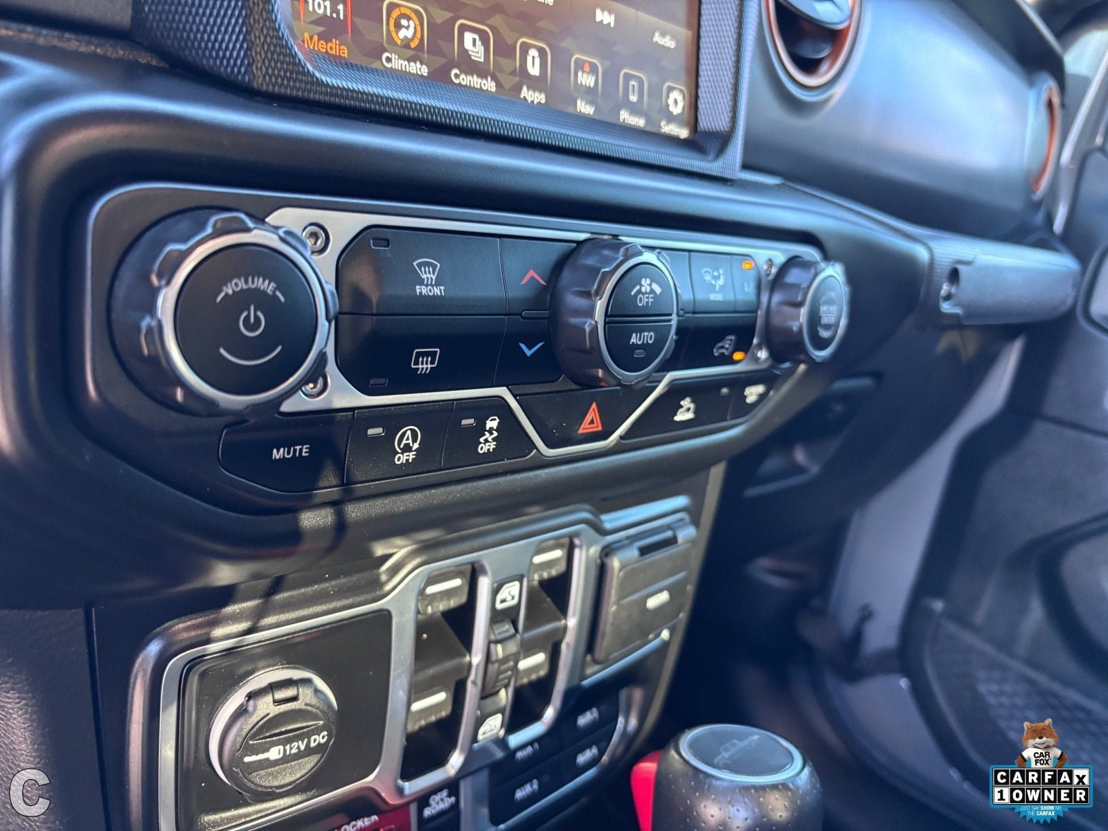 Used 2022 Jeep Gladiator Mojave w/ Trailer Tow Package AWD/4WD image 25