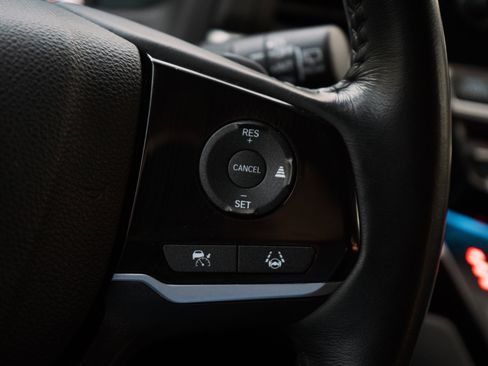 Used 2023 Honda Odyssey Touring image 22