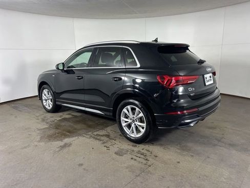Used 2022 Audi Q3 2.0T Premium w/ Convenience Package image 5