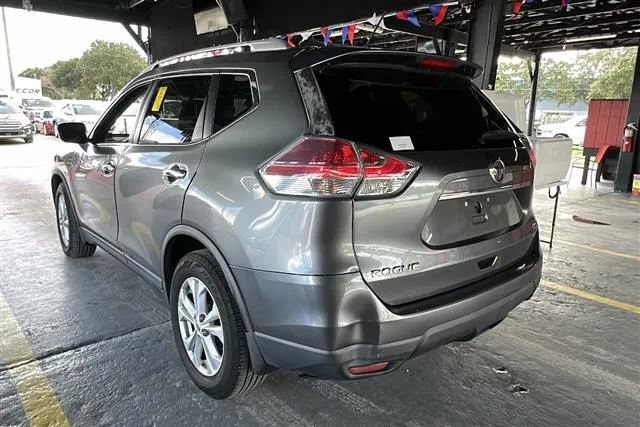 Used 2015 Nissan Rogue SV FWD image 2