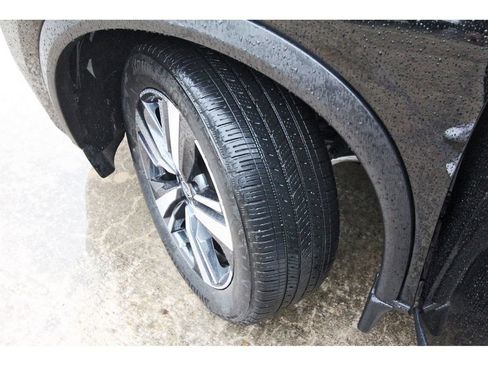 Used 2023 Nissan Rogue SL FWD image 36