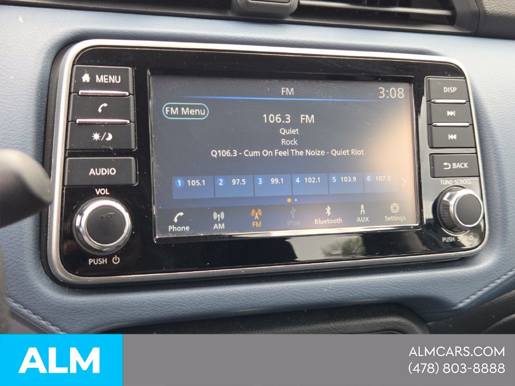 Used 2024 Nissan Versa SV w/ Trunk Package FWD image 30