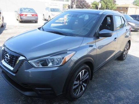 Used 2018 Nissan Kicks SV FWD image 44