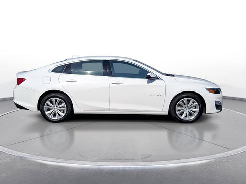 Used 2024 Chevrolet Malibu LT FWD image 9