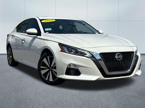 Used 2019 Nissan Altima 2.5 SL FWD image 34