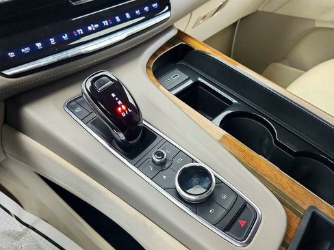 Used 2021 Cadillac Escalade Sport Platinum image 17