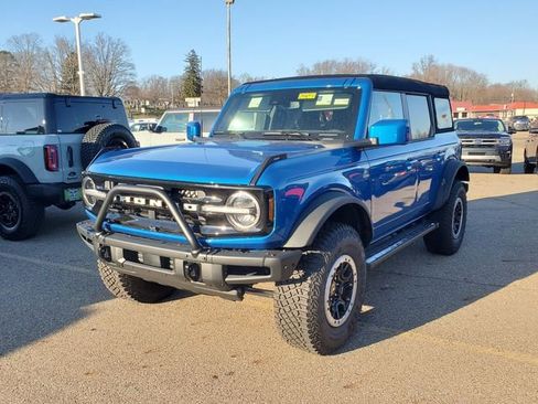 New 2024 Ford Bronco Outer Banks w/ Sasquatch Package AWD/4WD image 10