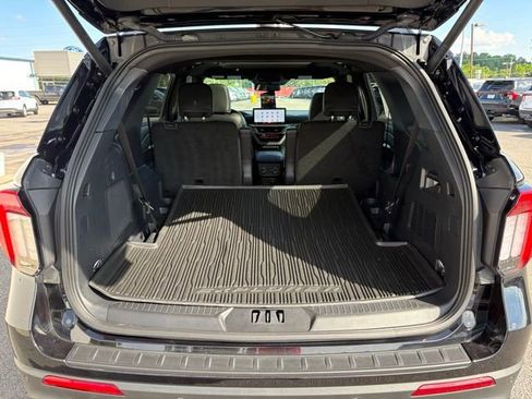 Used 2025 Ford Explorer ST AWD/4WD image 38