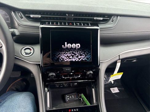 New 2026 Jeep Grand Cherokee Laredo X AWD/4WD image 16