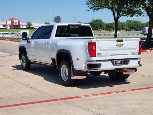 New 2026 Chevrolet Silverado 3500 High Country w/ High Country Premium Package AWD/4WD image 6