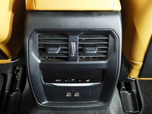 Used 2023 BMW i4 eDrive35 w/ Premium Package RWD image 24