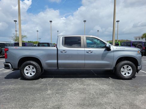 Used 2020 Chevrolet Silverado 1500 LT w/ Convenience Package image 8