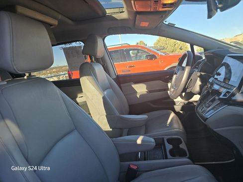 Certified 2023 Honda Odyssey Touring image 13