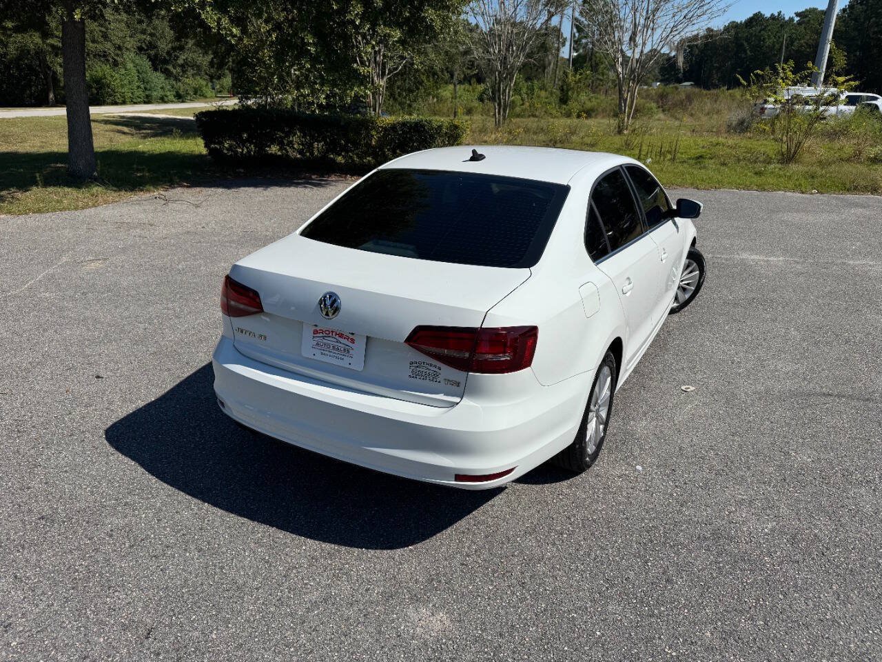 Used 2016 Volkswagen Jetta SE FWD image 6