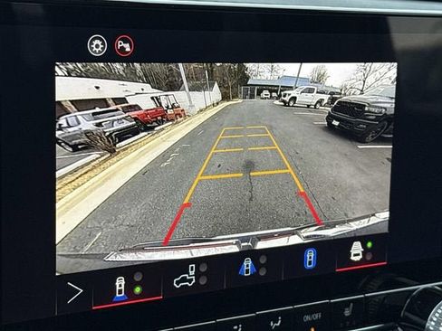 New 2026 GMC Canyon Elevation w/ Convenience Package image 13