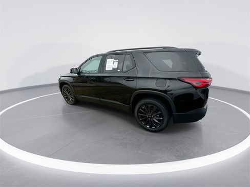 Used 2022 Chevrolet Traverse RS image 6