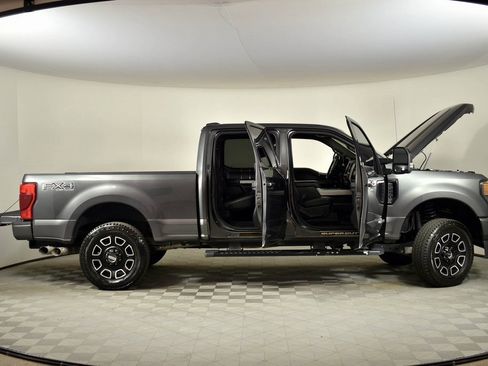 Used 2020 Ford F250 Lariat image 7